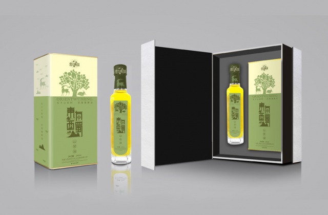 东方西蜀山茶油包装设计-logo设计、包装设计、手提袋设计、瓶贴设计